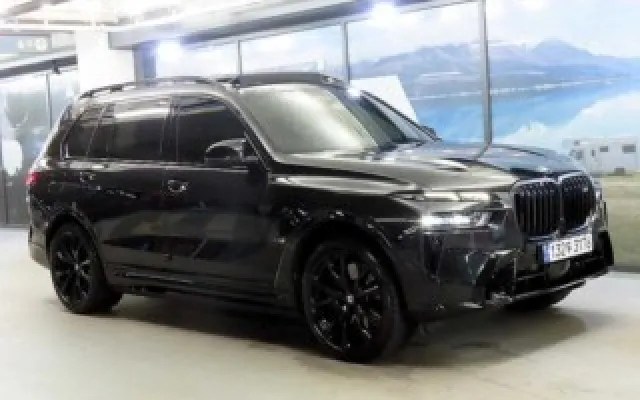 X7 (G07) M60i M스포츠 프로 BMW 2023/11 45,211km
